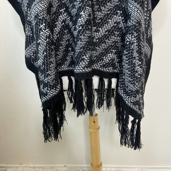 Indigo Black Button Side Fringe Cowl Neck Poncho L - Picture 4 of 11